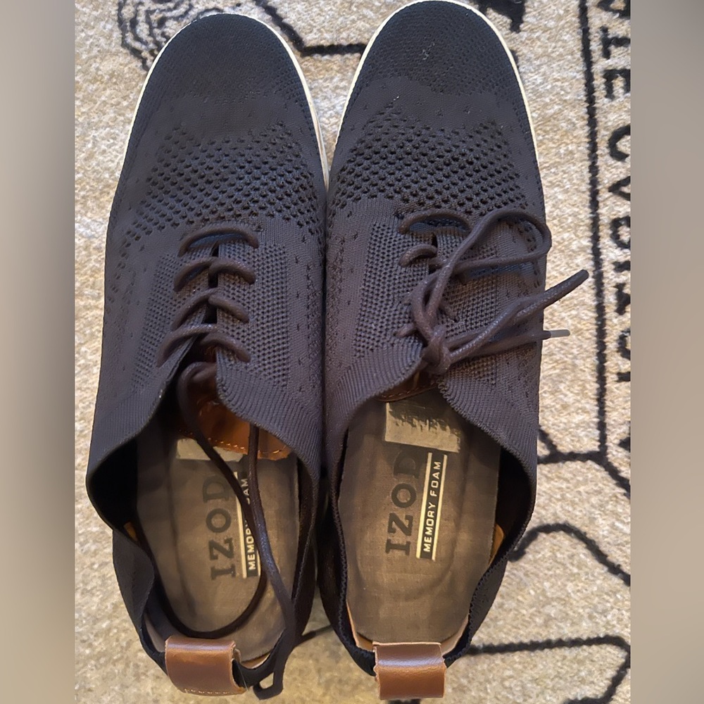 Mens Izod Dressy Tennis Shoe 8M